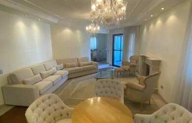 Imagem: O apartamento possui 3 Dormitórios, 5 Banheiros, 4 Vagas na