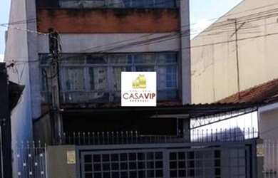 Imagem: O depósito possui 2 Vagas na garagem, 500m² de Área e está