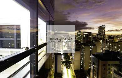 Imagem: O apartamento possui 2 Dormitórios, 2 Banheiros, 2 Vagas na