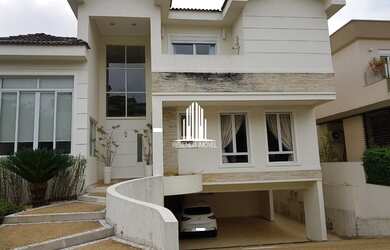 Imagem 1: Casa no Tamboré 10 com 4 suítes e 4 vagas de garagem