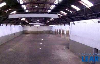 Imagem: O depósito possui 4.454m² de Área e está localizado em