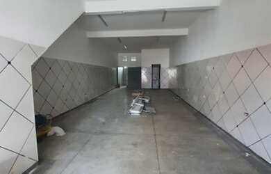 Imagem: O depósito possui 160m² de Área e está localizado em Fazenda