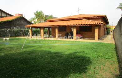 Imagem: A fazenda possui 297m² de Área e está localizado em Terras