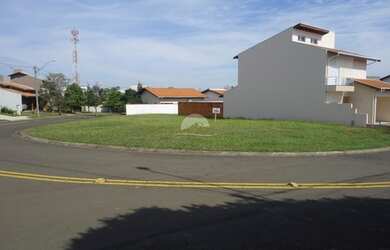 Imagem: O terreno possui 510m² de Área e está localizado em Joao