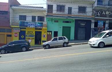 Imagem: O depósito possui 360m² de Área e está localizado em Industrial