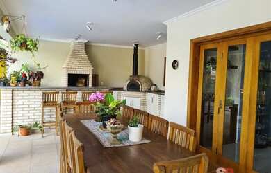 Imagem 6: Maravilhosa casa em condomínio 4 dorms Carapicuíba 1.800.000