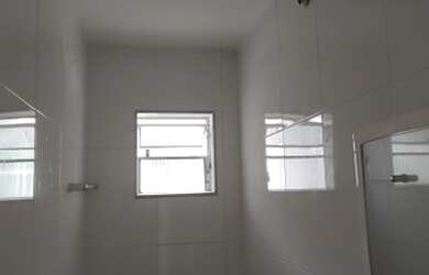 Imagem 7: Quarto e Cozinha. Ao lado da Avenida. Aceita Depósito