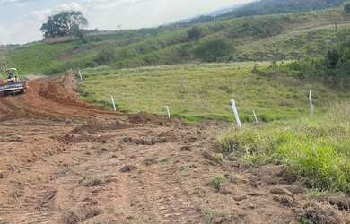 Imagem 3: Lote/Terreno para venda possui 600 metros quadrados em Jardim Tupan -...