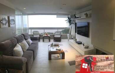 Imagem: O apartamento possui 4 Dormitórios, 4 Banheiros, 2 Vagas na