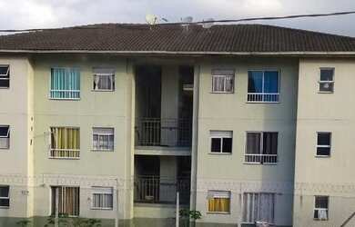 Imagem: O apartamento possui 2 Dormitórios, 1 Banheiro, 1 Vaga na garagem