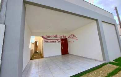 Imagem: A casa em condomínio possui 3 Dormitórios, 3 Banheiros, 2