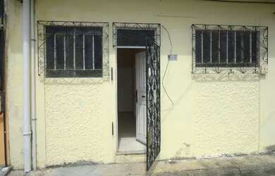 Imagem: A casa possui 1 Dormitório, 1 Banheiro, 40m² de Área e está