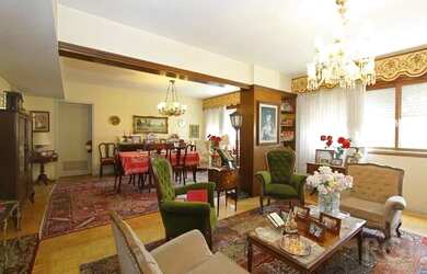 Imagem: O apartamento possui 3 Dormitórios, 4 Banheiros, 2 Vagas na