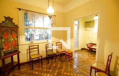 Imagem: A casa para alugar possui 4 Dormitórios, 3 Banheiros, 2 Vagas