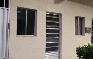 Imagem: A casa possui 2 Dormitórios, 1 Banheiro e 60m² de Área e