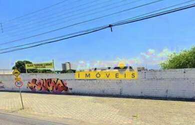 Imagem: O terreno possui 2.000m² de Área e está localizado em Taubaté