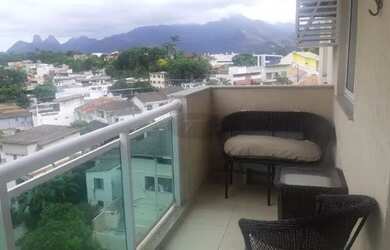 Imagem: O apartamento possui 2 Dormitórios, 2 Banheiros, 1 Vaga na