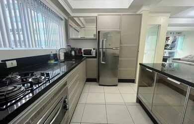 Imagem 3: Locação anual 3 dormitórios centro Balnéario Camboriu