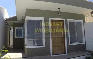 Imagem: A casa possui 3 Dormitórios, 1 Banheiro, 2 Vagas na garagem