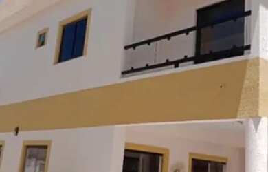 Imagem: A casa possui 3 Dormitórios, 3 Banheiros, 3 Vagas na garagem