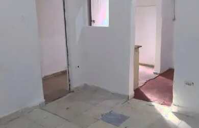 Imagem: A casa possui 1 Dormitório, 1 Banheiro e está localizado