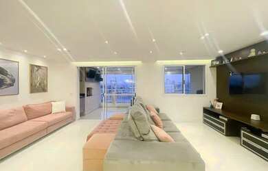 Imagem: O apartamento possui 3 Dormitórios, 4 Banheiros, 2 Vagas na