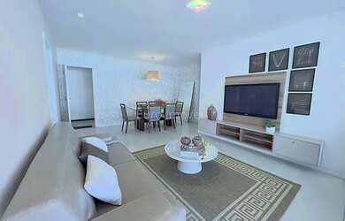 Imagem: O apartamento possui 3 Dormitórios, 2 Banheiros, 2 Vagas na