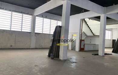 Imagem: O depósito possui 5 Vagas na garagem, 2.850m² de Área, Imóvel