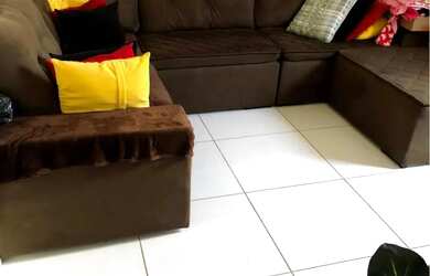 Imagem: A casa possui 2 Dormitórios, 1 Banheiro e 1 Vaga na garagem