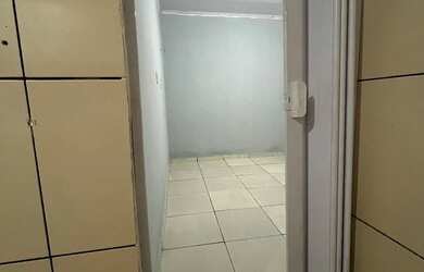 Imagem 7: Aluga-se Kitnet no Novo Aleixo Semi-Mobiliada