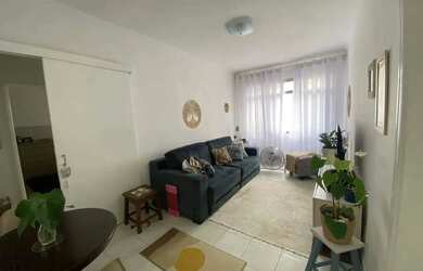 Imagem: O apartamento à venda possui 1 Dormitório, 1 Banheiro, 1 Vaga