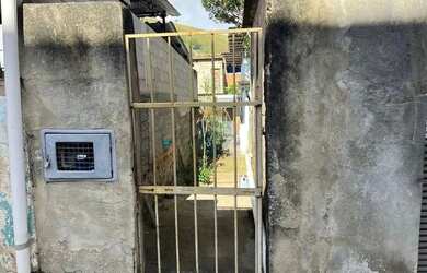 Imagem: A casa possui 1 Dormitório, 1 Banheiro, 60m² de Área e está