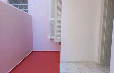 Imagem: O apartamento possui 2 Dormitórios, 2 Banheiros, 60m² de Área