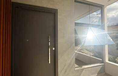 Imagem 2: PORTO MARINA - Casa com Piscina, 3/4, Closet, Jardim de inverno e mais