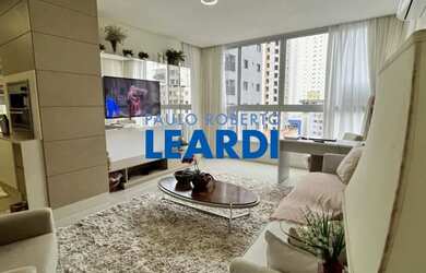 Imagem: O apartamento possui 4 Dormitórios, 5 Banheiros, 2 Vagas na