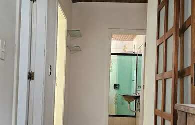 Imagem 9: Casa para aluguel tem 250 metros quadrados com 4 quartos