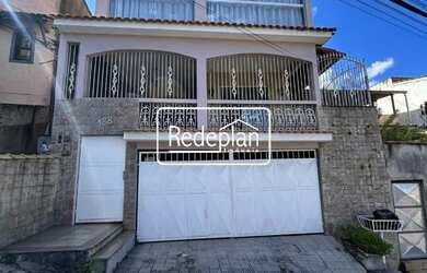 Imagem: A casa possui 3 Dormitórios, 1 Banheiro e 60m² de Área e