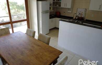 Imagem 7: PORTO ALEGRE - Casa Padrão - Ipanema