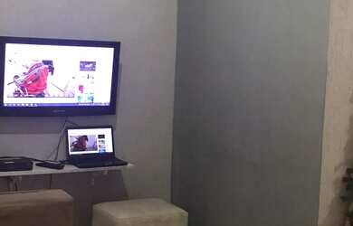 Imagem: A casa possui 3 Dormitórios, 2 Banheiros, 2 Vagas na garagem