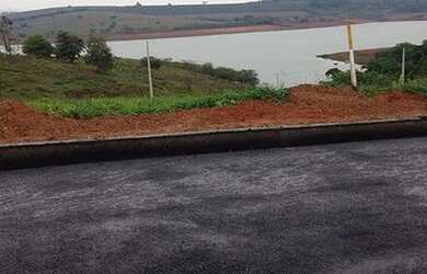 Imagem: O terreno possui 300m² de Área e está localizado em Guapé