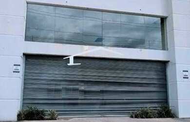 Imagem: O depósito possui 4 Vagas na garagem, 172m² de Área e está