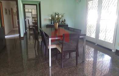 Imagem 14: Casa Térrea. Piscina, Churrasqueira, 800m² de Áreae5 Vagas na garagem