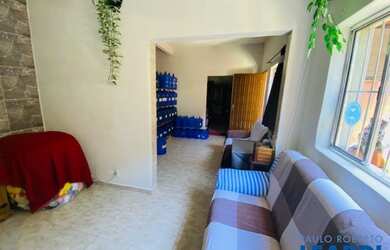 Imagem: O depósito possui 1 Vaga na garagem, 375m² de Área e está