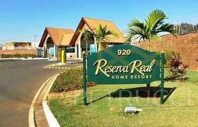 Imagem: O terreno possui 300m² de Área e está localizado em Parque