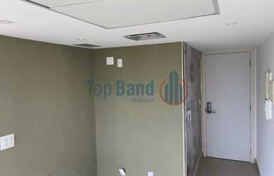 Imagem: O depósito possui 1 Vaga na garagem, 28m² de Área e está