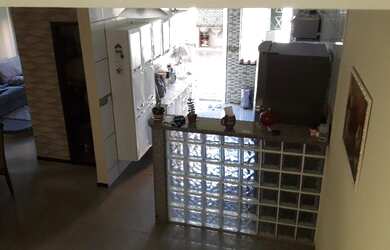 Imagem 13: Sobrado no universitário