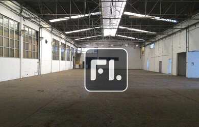 Imagem: O depósito possui 3.200m² de Área e está localizado em