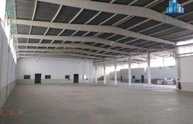 Imagem: O depósito possui 2.831m² de Área e está localizado em