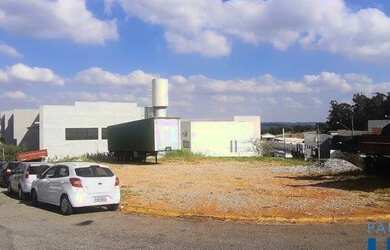 Imagem: O terreno possui 1.000m² de Área e está localizado em Macuco