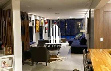 Imagem 2: Casa Reformada com 4 dormitórios sendo 2 suítes 5 banheiros 4 vagas Residencial 5 Alphavi